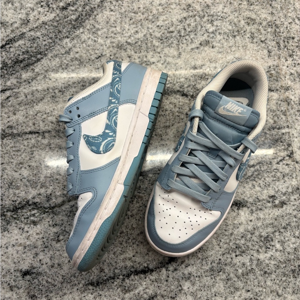 Nike Dunk Low Blue Paisley W’s - Picture 2 of 7